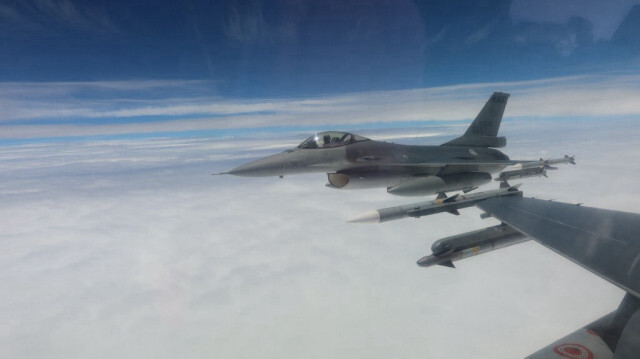 Des chasseurs F-16 de l'armée de l'air taïwanaise dans un lieu inconnu.