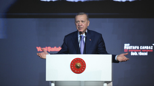 Le président Recep Tayyip Erdogan s'est exprimé lors de la cérémonie de remise des prix du concours de photographie du martyr Mustafa Cambaz sur l'île de la Démocratie et des Libertés, le 13 juillet 2024.