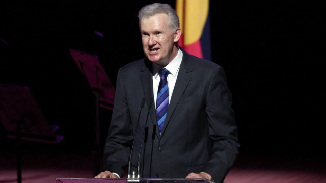 Le ministre fédéral australien des Arts, Tony Burke.