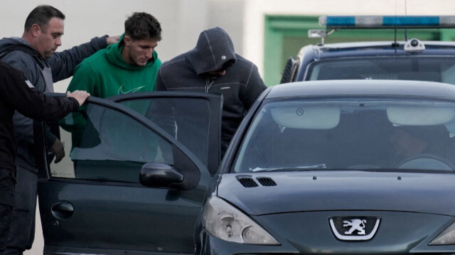 Les joueurs de rugby internationaux français Oscar Jegou et Hugo Auradou sont transférés en résidence surveillée à Mendoza, en Argentine, le 17 juillet 2024. 