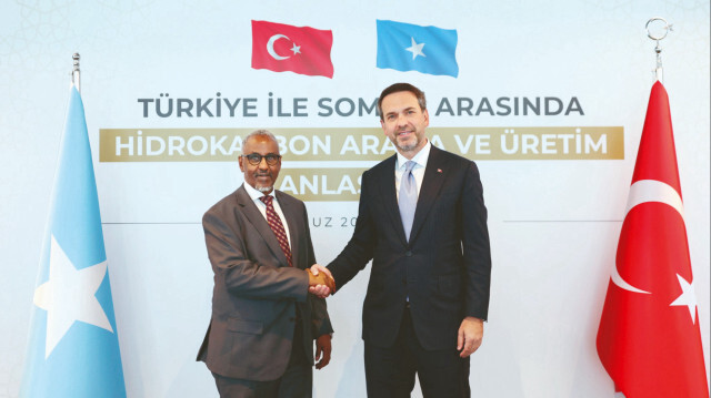 Türkiye ve Somali arasında hidrokarbon alanında iş birliği anlaşması imzalandı.