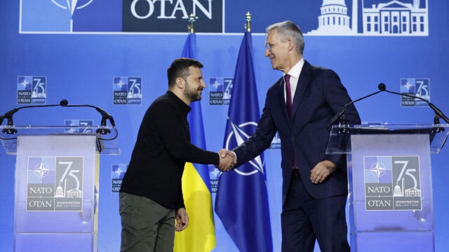 Le président ukrainien, Volodymyr Zelensky et le secrétaire général de l'OTAN, Jens Stoltenberg.