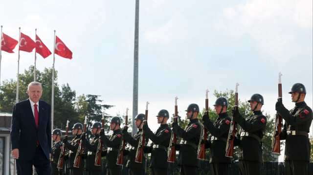 Cumhurbaşkanı Erdoğan, Kuzey Kıbrıs Türk Cumhuriyeti'ne (KKTC) gitti.