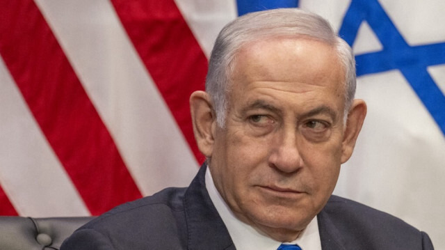 Le Premier ministre israélien Benjamin Netanyahu écoute une réunion avec le président américain Joe Biden en marge de la 78e Assemblée générale des Nations unies à New York, le 20 septembre 2023.