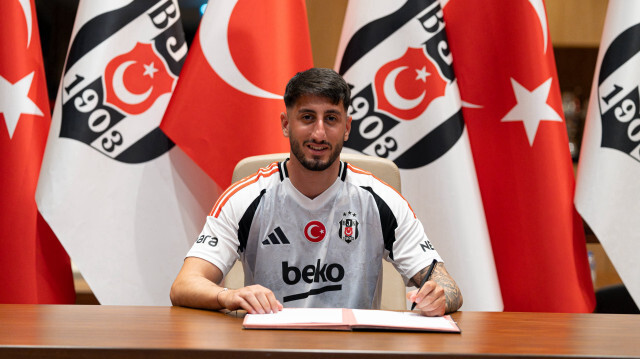 Can Keleş Beşiktaş'la sözleşme imzaladı.