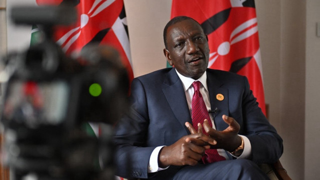 Le président kenyan William Ruto s'exprime lors d'une interview dans un hôtel de Séoul, le 5 juin 2024, en marge du Sommet Corée-Afrique 2024. 