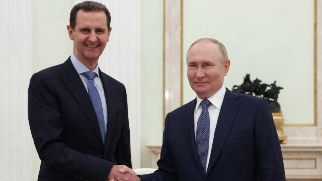 Le président de la Syrie, Bachar al-Assad et son homologue russe, Vladimir Poutine lors d'une rencontre à Moscou, en Russie, le 24 juillet 2024.

