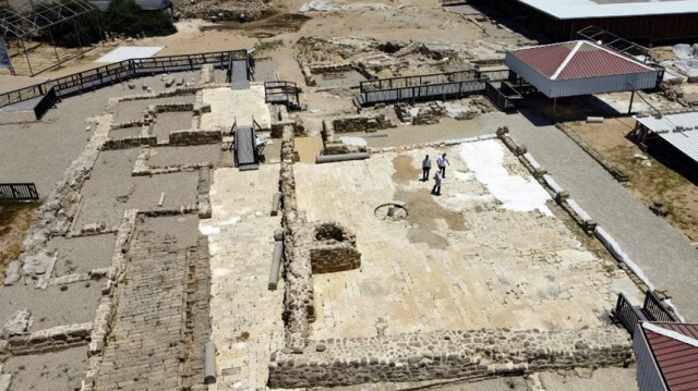 Le monastère de Saint-Hilarion en Gaza a été inscrit sur la liste du patrimoine mondial en péril par l'UNESCO à cause du conflit entre Israël et la Palestine.