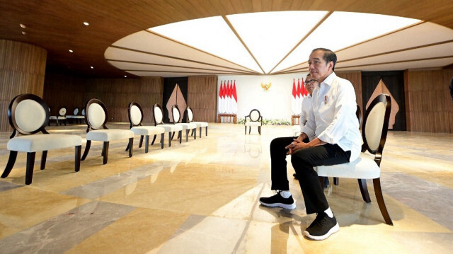 Le président indonésien Joko Widodo visitant le nouveau palais présidentiel dans la future capitale de Nusantara (IKN) à Penajam Paser Utara, dans le Kalimantan oriental, le 29 juillet 2024.