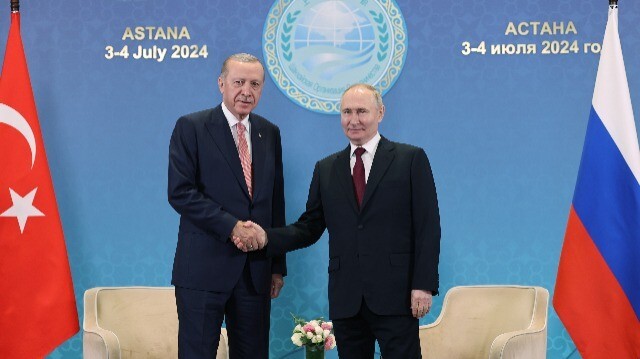 Cumhurbaşkanı Recep Tayyip Erdoğan, Şanghay İşbirliği Örgütü 24'ücü Devlet Başkanları Zirvesi'nde, Rusya Devlet Başkanı Putin ile bir araya geldi.