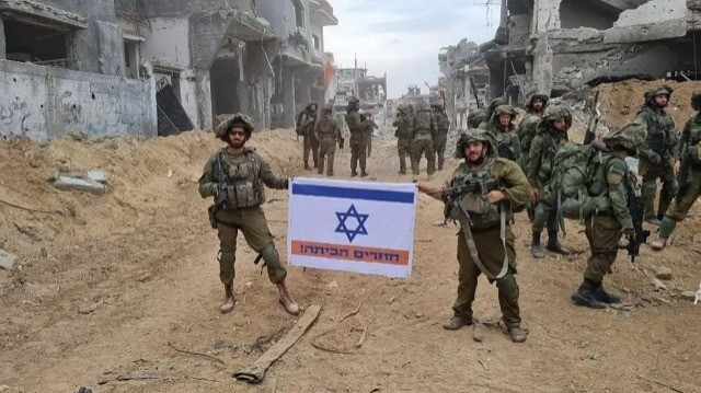 Израильские солдаты в осажденном секторе Газа. 