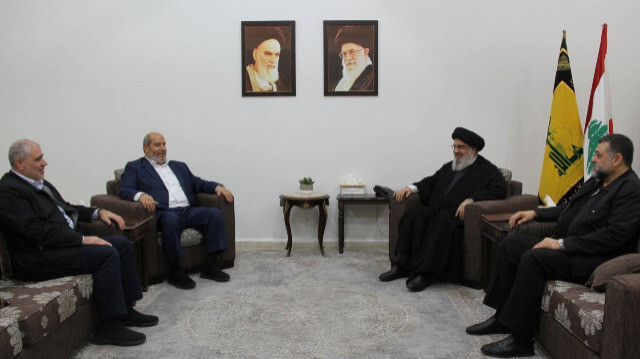 Ливанский лидер "Хезболлы" Хасан Насралла встретился с высокопоставленным чиновником ХАМАС Халилом Аль-Хайей в Ливане, 5 июля 2024 года.