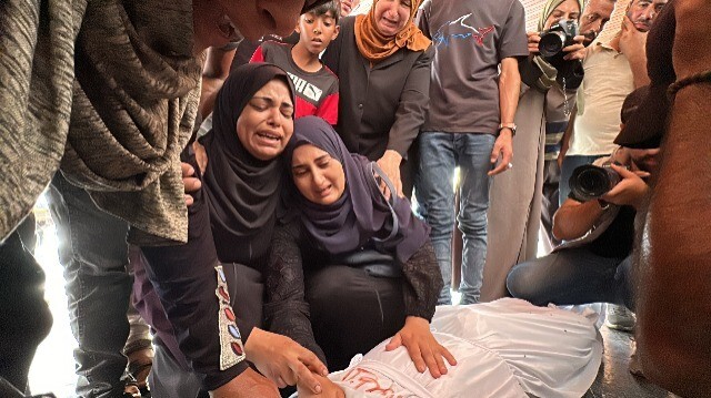 İsrail ordusunun Gazze Şeridi'ne yönelik saldırıları devam ediyor.