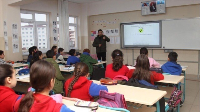 <p>Öğretmenlik Meslek Kanunu nedir, maddeleri neler?</p>