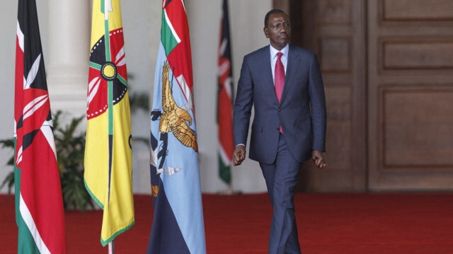 Moody's abaisse la note de la dette du Kenya suite au retrait du projet du budget controversé par le Président William Ruto.