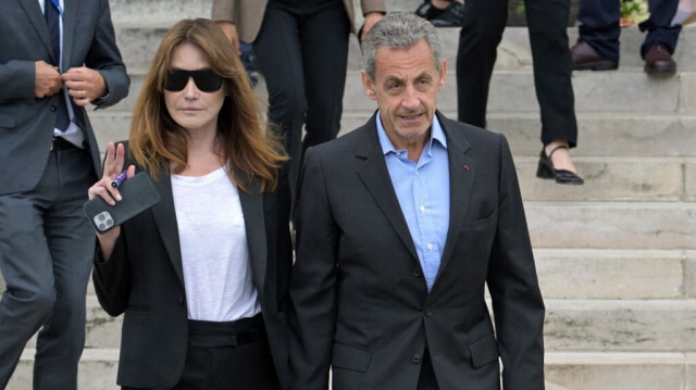 La chanteuse et ancien mannequin, Carla Bruni-Sarkozy et son époux l'ancien président de la République française, Nicolas Sarkozy.