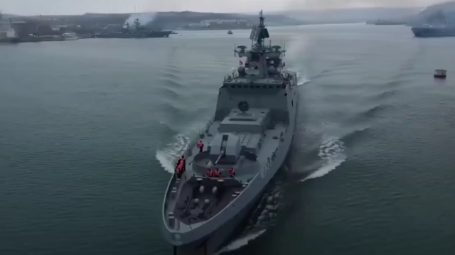 Exercice naval russe dans la mer noire.