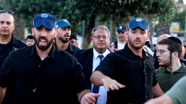 İsrailli aşırı sağcı Bakan Ben Gvir Mescid-i Aksa'ya baskın düzenledi.