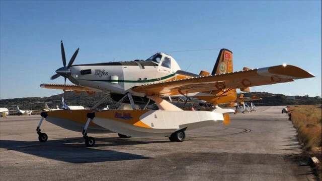 Firefighting planes, helicopter sent by Türkiye to help Greece fight massive wildfire arrive in Athens
