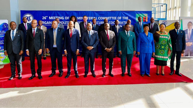 La Communauté de développement de l'Afrique australe (SADC) collabore avec la Banque africaine de développement (BAD) pour créer un mécanisme de financement des programmes régionaux, en explorant des options pour lever des fonds pour le Fonds de développement régional (FRD).