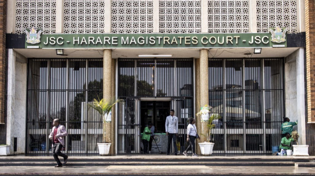 L'entrée du tribunal de première instance de Harare est photographiée à Harare, le 25 août 2023.