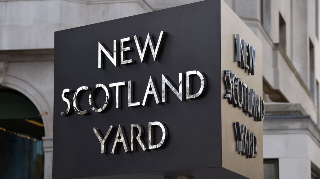 Scotland Yard, QG de la police métropolitaine de Londres, a annoncé l'arrestation de deux britanniques d'extrême-droite soupçonnés de préparer des actes terroristes au Royaume-Uni.