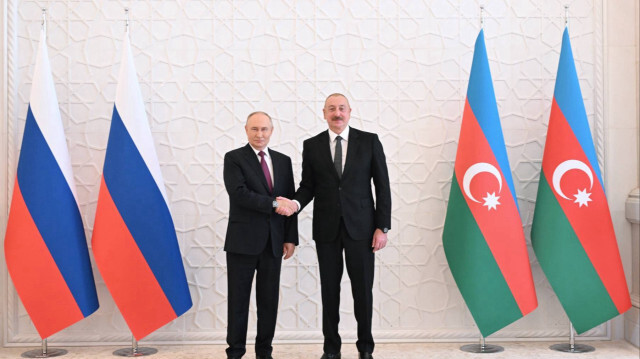 Le président Vladimir Poutine à Bakou, en compagnie du président azerbaïdjanais Ilham Aliyev, à Bakou, le 19 août 2024.