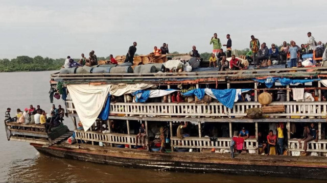 Une baleinière coulant mercredi 21 août 2024 sur la rivière Lukeni en RDC transportait plus de 300 personnes, faisant au moins 20 morts et de nombreux disparus.