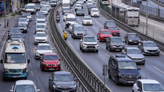 Trafiğe kaydı yapılan taşıt sayısı bir önceki aya göre yüzde 39,3 arttı.