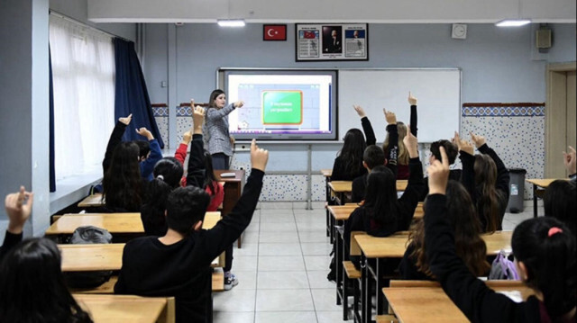 Yaz Tatili Mazerete Bağlı Yer Değişikliği Başvurusu