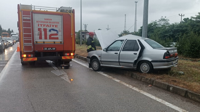 Otomobil aydınlatma direğine çarptı; 1 kişi hayatını kaybetti!