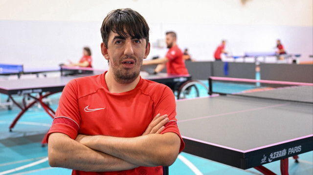 Le pongiste Abdullah Öztürk, double champion paralympique, vise un troisième titre consécutif à Paris 2024 pour entrer dans "l'histoire du sport turc".