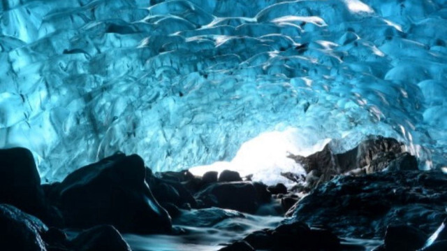 Grotte de glace de Breidamerkurjökull, en Islande.