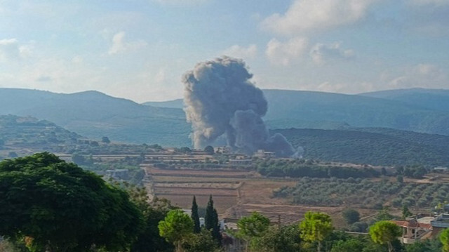 Le Hezbollah a mené des attaques contre des équipements d'espionnage et des bâtiments militaires israéliens, tandis qu'Israël a intensifié ses bombardements sur le sud du Liban.