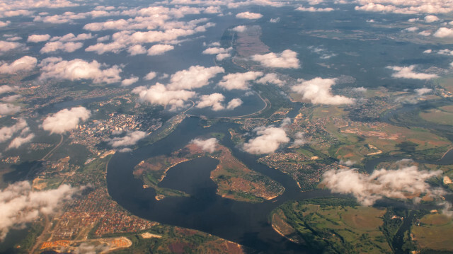 Le lac de barrage de Kiev, aussi connu sous le nom de réservoir de Kiev, est une source d'inquiétudes pour les autorités ukrainiennes après les frappes russes à proximité, le 28 août 2024.