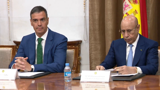 Le Premier ministre espagnol Pedro Sanchez et le président mauritanien Mohamed Ould Cheikh El-Ghazouani, à Nouakchott, le 28 août 2024.