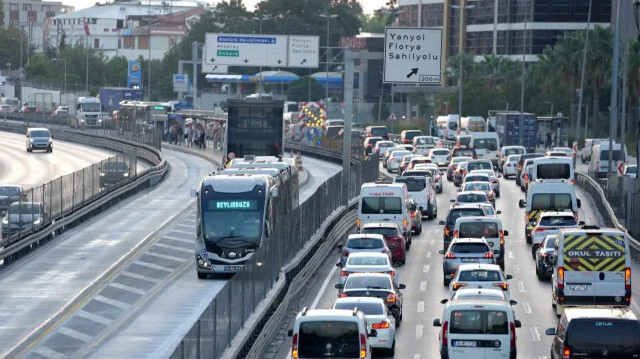 Metrobüs seferleri başladı mı?