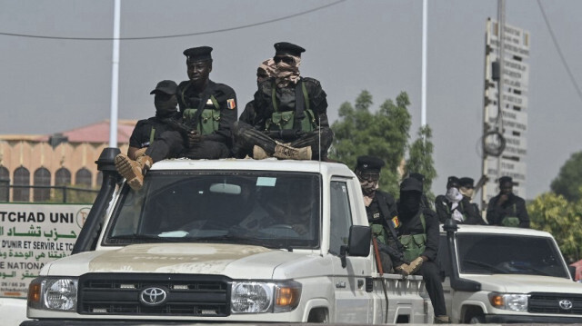 L'Association des médias en ligne du Tchad (Amet) a dénoncé l'arrestation du rédacteur en chef de Tchadinfos.com, Badour Oumar Ali, par des hommes armés et cagoulés.