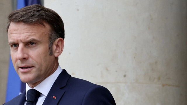 Le Président français Emmanuel Macron au palais présidentiel de l'Élysée à Paris, le 26 juillet 2024.