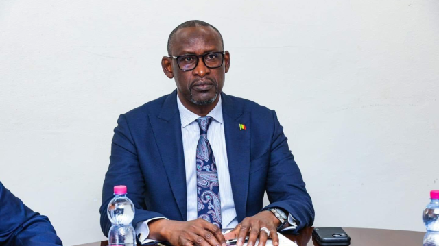 Le ministère malien des Affaires étrangères, dirigé par l'ambassadeur Abdoulye Diop, a donné 72 heures à l'ambassadrice de Suède pour quitter le pays en raison des critiques du ministre suédois Johan Forssell sur le soutien du Mali à la Russie.