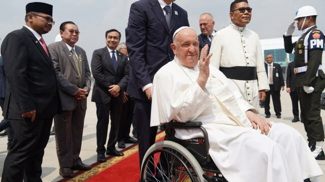 Pope calls for use of tech to 'promote understanding and solidarity'