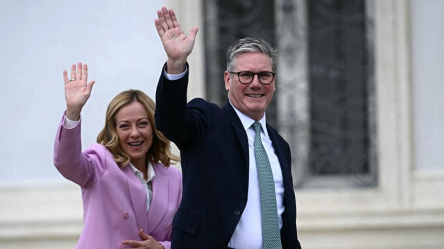 La Première ministre italienne, Giorgia Meloni et son homologue britannique, Keir Starmer dans le jardin de la Villa Doria Pamphili après leur rencontre, à Rome, le 16 septembre 2024.