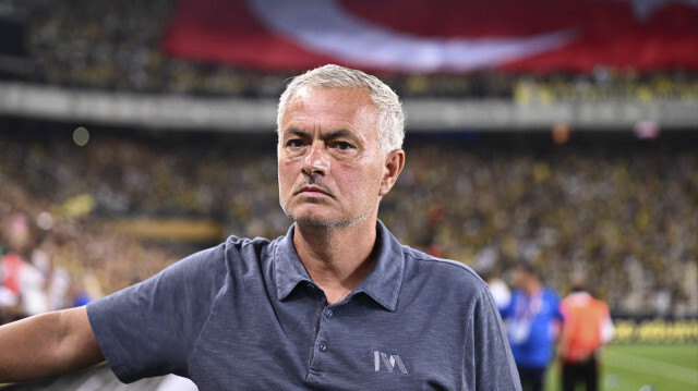 Mourinho, ilk kez Galatasaray derbisine çıkacak.