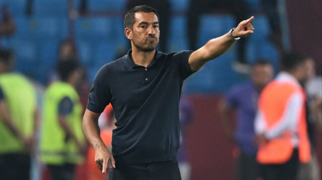 Beşiktaş Teknik Direktörü Giovanni van Bronckhorst