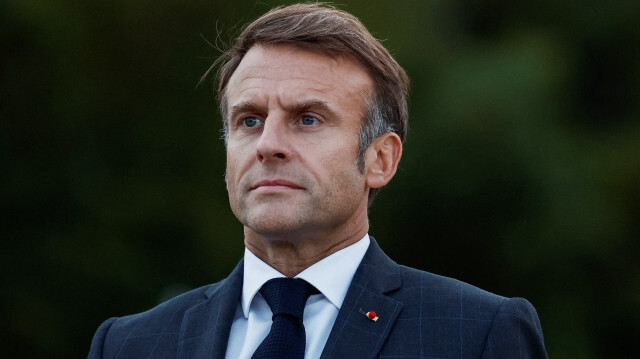 Le président français Emmanuel Macron assiste à une cérémonie de commémoration du 80e anniversaire de la libération de la ville portuaire du Havre pendant la Seconde Guerre mondiale, dans le nord de la France, le 12 septembre 2024.