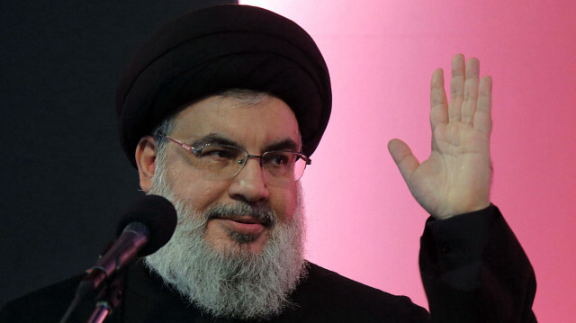 Le chef du Hezbollah libanais, Hassan Nasrallah, s'adresse à une cérémonie à la veille du dixième jour de la période de deuil de Muharram, qui marque le jour de l'Achoura, dans la banlieue sud de la capitale Beyrouth, le 11 octobre 2016. L'armée israélienne a annoncé le 28 septembre 2024 que Nasrallah avait été tué lors d'une frappe israélienne sur Beyrouth la nuit précédente.