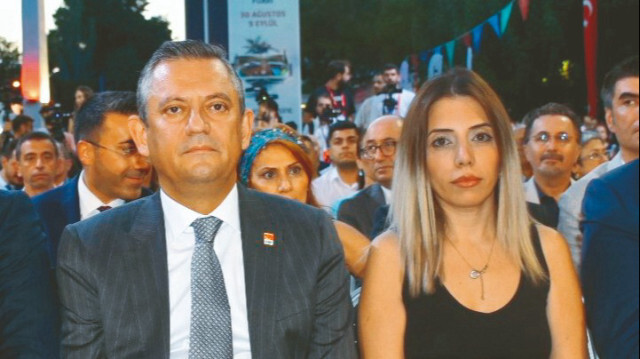 Dilruba Kayserilioğlu, tahliye edildikten sonra CHP Genel Başkanı Özgür Özel tarafından İzmir Fuarı'nın 30 Ağustos'taki açılışına davet edilerek 'onur konuğu' olarak ağırlanmıştı.