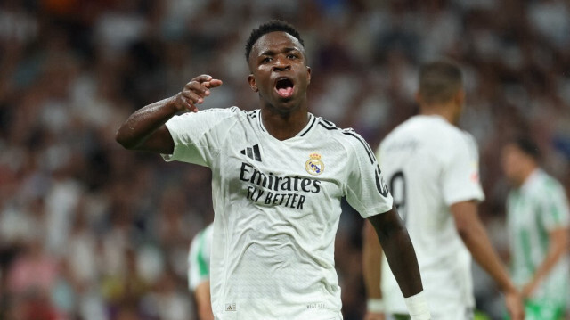 L'attaquant brésilien du Real Madrid, Vinicius Junior, lors du match de football de la Liga espagnole entre le Real Madrid et le Real Betis, à Madrid, le 1er septembre 2024.  