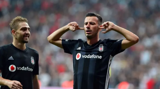 Oğuzhan Özyakup, 2012 yılında transfer olduğu Beşiktaş'tan 2022 yılında ayrılmıştı. 