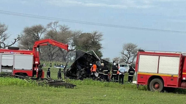 Le 9 septembre 2024, un accident mortel entre un bus et un camion sur la route nationale 3 au Sénégal, a fait 16 morts et 22 blessés.